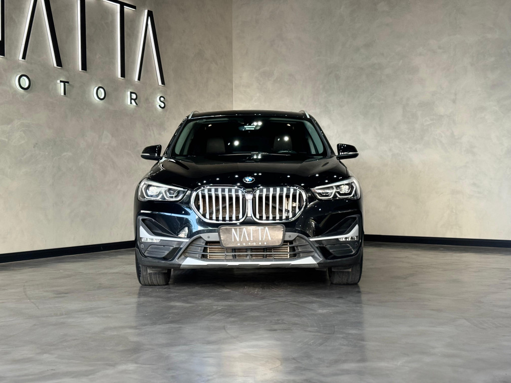 Imagem do veículo BMW X1 2.0 16V TURBO ACTIVEFLEX SDRIVE20I X-LINE 4P AUTOMÁTICO