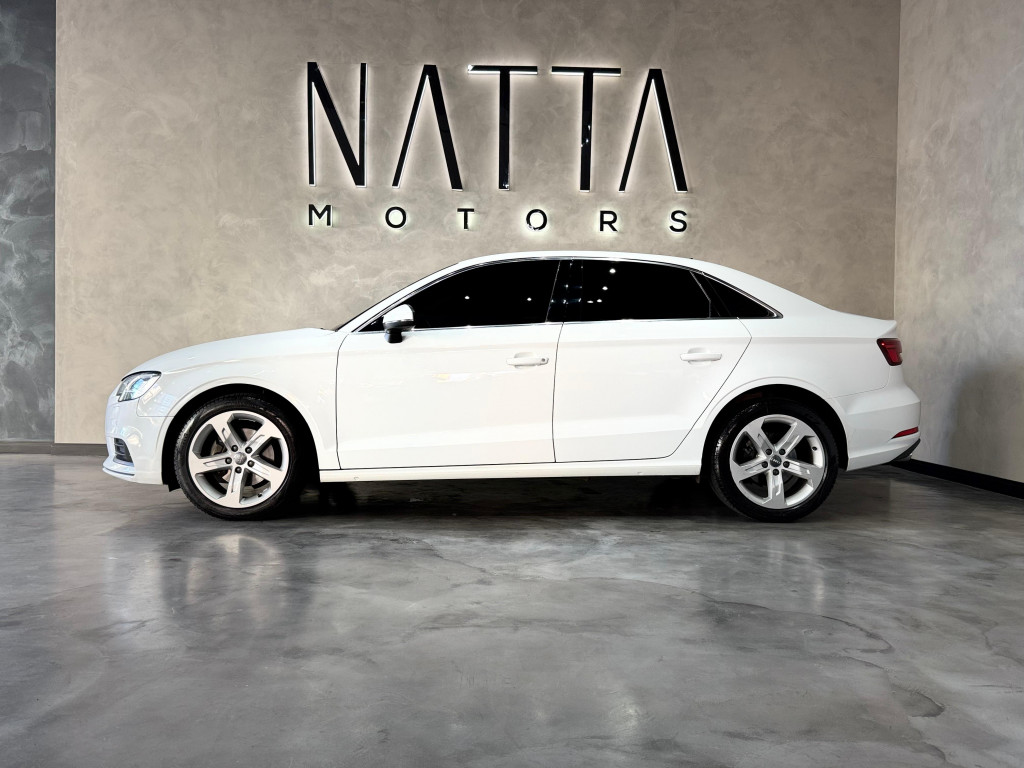 Imagem do veículo AUDI A3 1.4 TFSI FLEX SEDAN PRESTIGE PLUS 25 ANOS TIPTRONIC