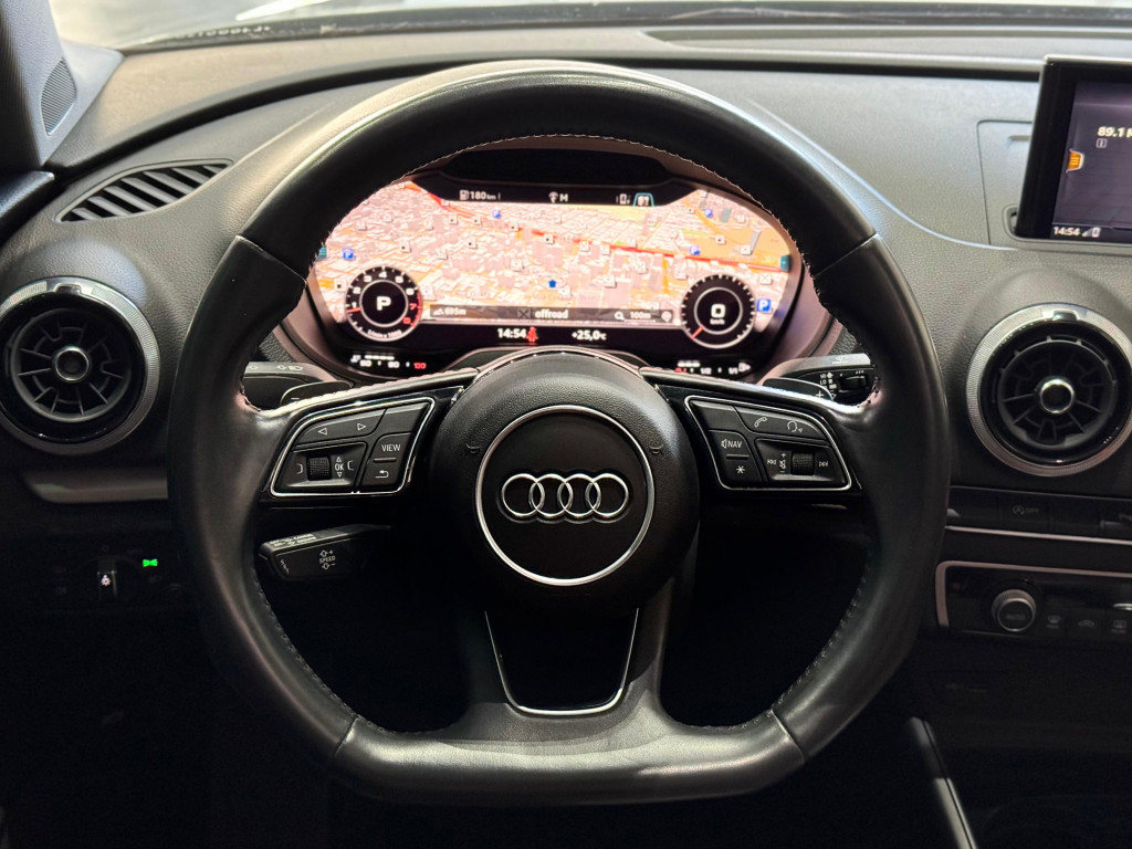 Imagem do veículo AUDI A3 1.4 TFSI FLEX SEDAN PRESTIGE PLUS 25 ANOS TIPTRONIC