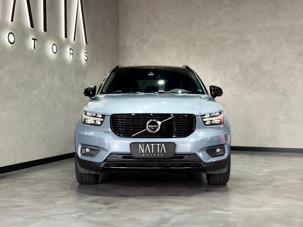 Imagem do veículo VOLVO XC40 2.0 T5 GASOLINA R-DESIGN AWD GEARTRONIC