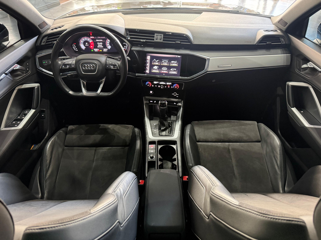 Imagem do veículo AUDI Q3 1.4 35 TFSI GASOLINA BLACK S TRONIC