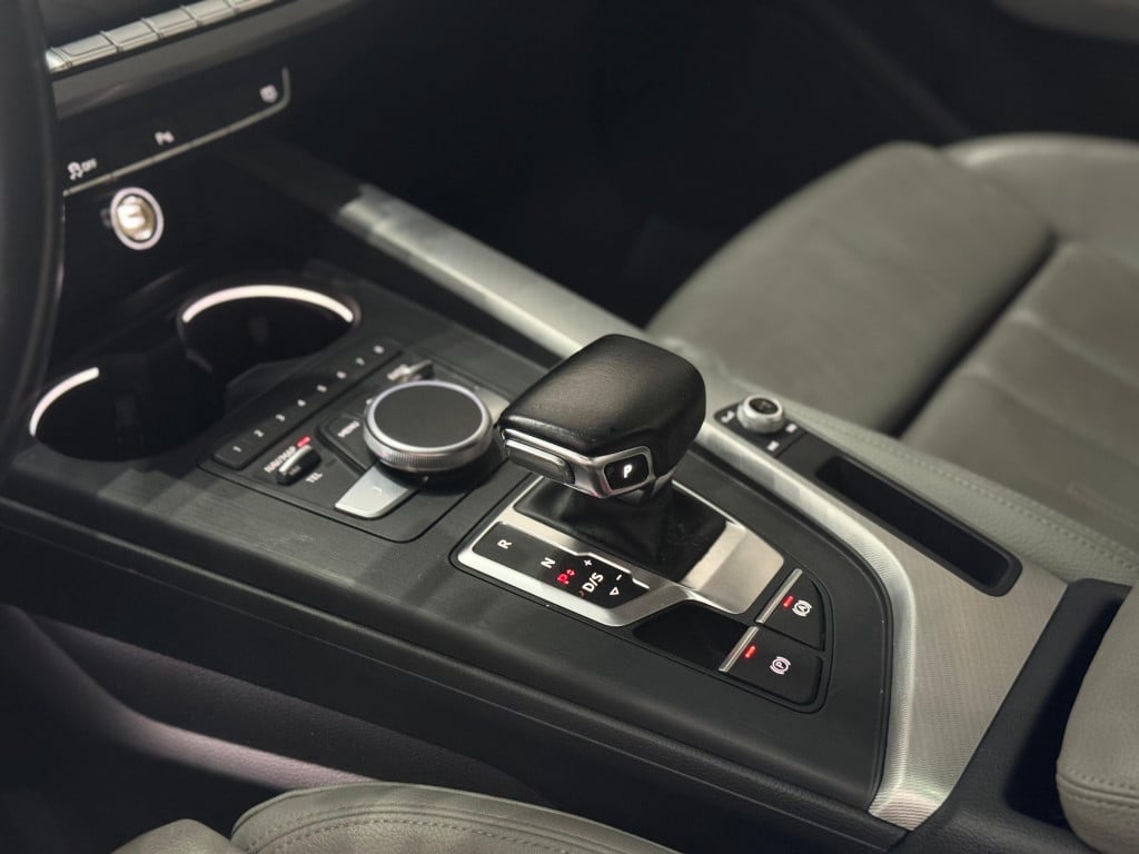 Imagem do veículo AUDI A4 2.0 TFSI AMBIENTE 183CV GASOLINA 4P MULTITRONIC