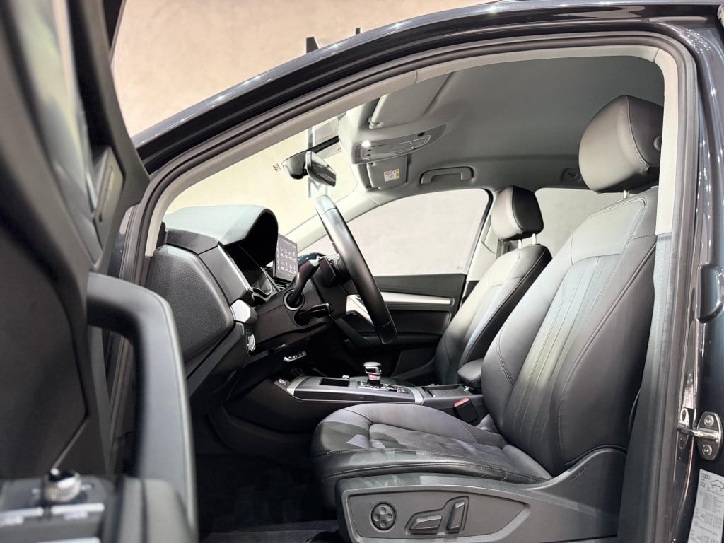 Imagem do veículo AUDI Q5 2.0 45 TFSI GASOLINA PRESTIGE QUATTRO S TRONIC