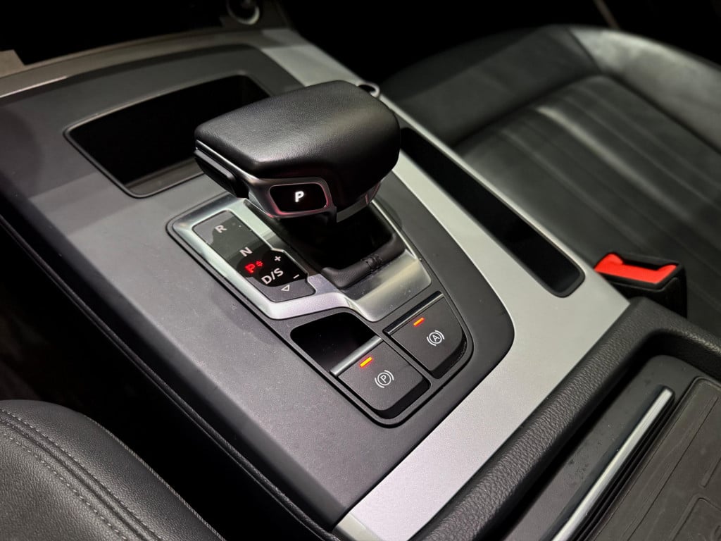 Imagem do veículo AUDI Q5 2.0 45 TFSI GASOLINA PRESTIGE QUATTRO S TRONIC