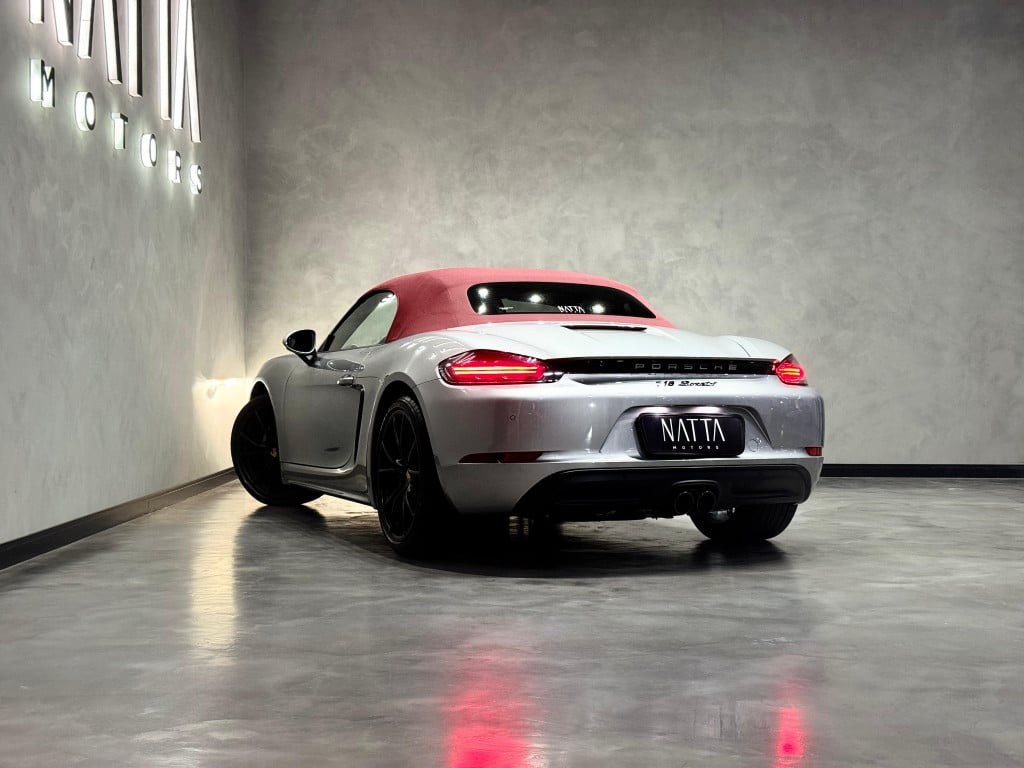 Imagem do veículo PORSCHE 718 2.0 16V H4 GASOLINA BOXSTER PDK
