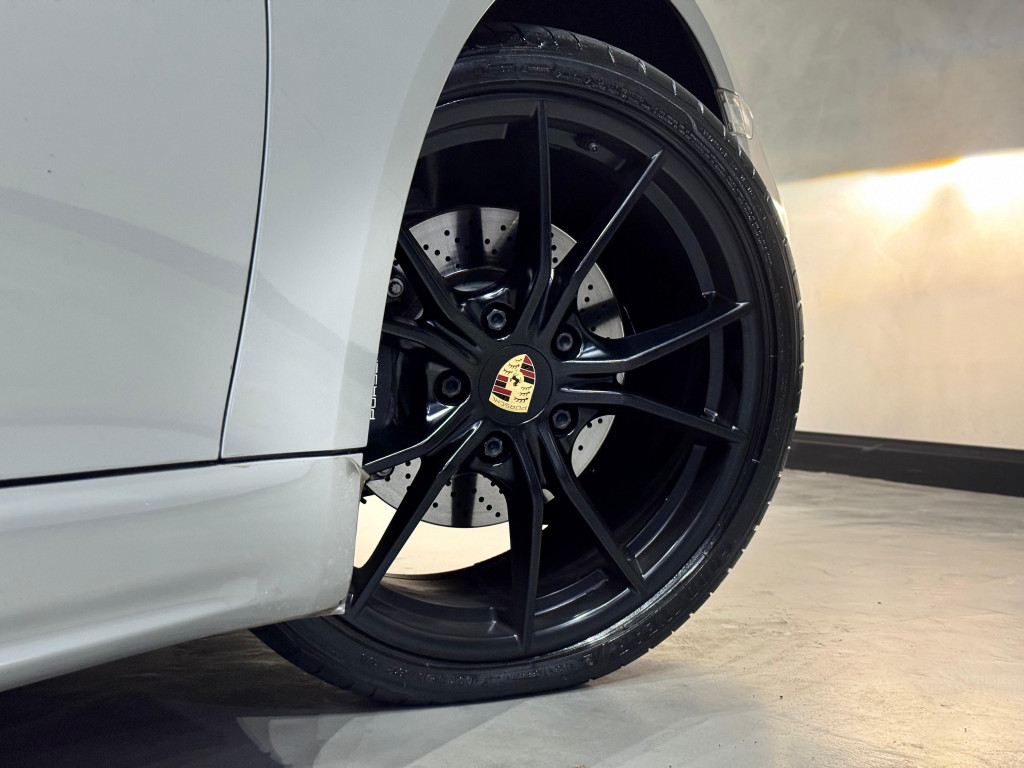 Imagem do veículo PORSCHE 718 2.0 16V H4 GASOLINA BOXSTER PDK