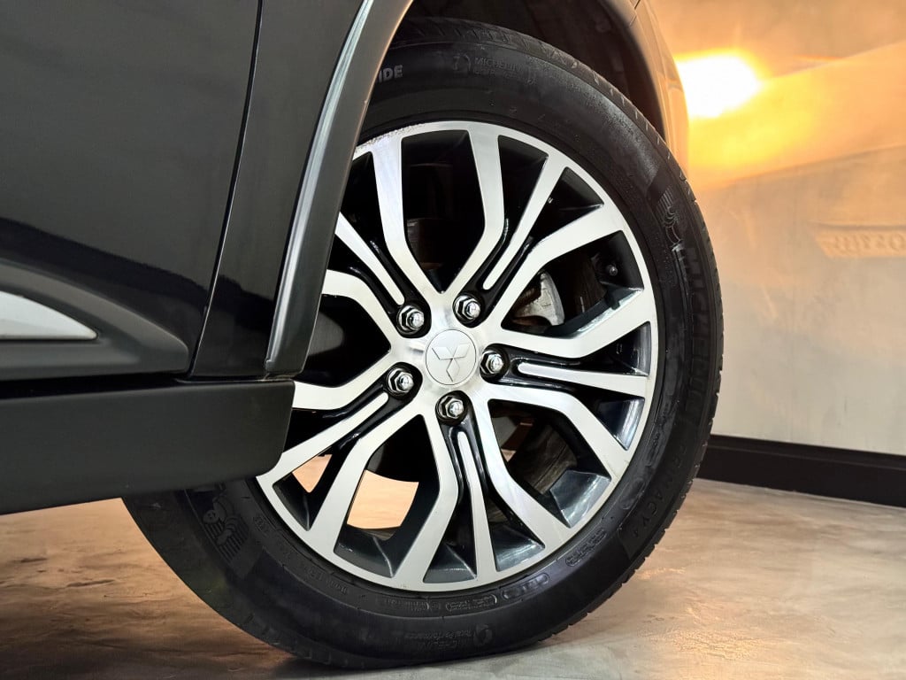 Imagem do veículo MITSUBISHI OUTLANDER 2.0 16V GASOLINA 4P AUTOMÁTICO