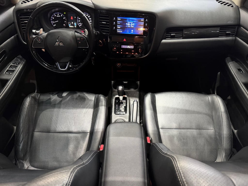 Imagem do veículo MITSUBISHI OUTLANDER 2.0 16V GASOLINA 4P AUTOMÁTICO