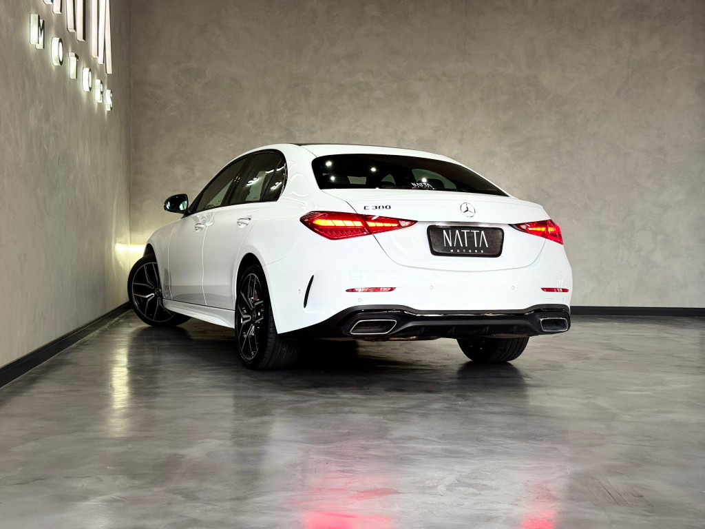 Imagem do veículo MERCEDES-BENZ C 300 AMG Line 2.0 TB Aut. (Híbrido)