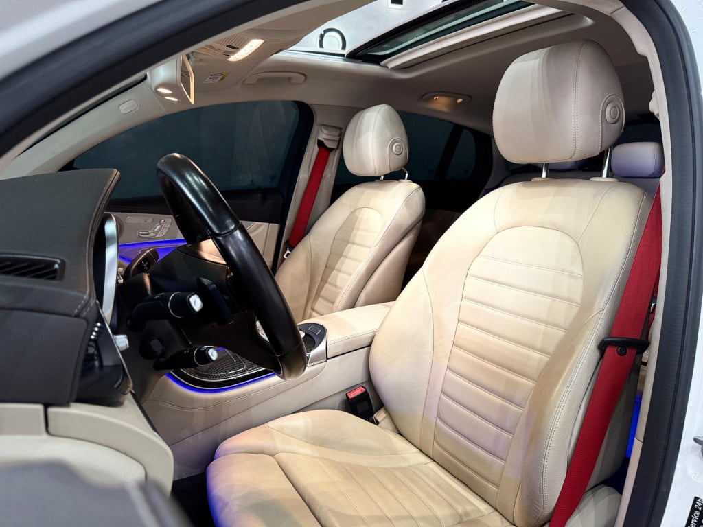 Imagem do veículo MERCEDES-BENZ GLC 43 AMG 3.0 V6 GASOLINA COUPÉ 4MATIC 9G-TRONIC