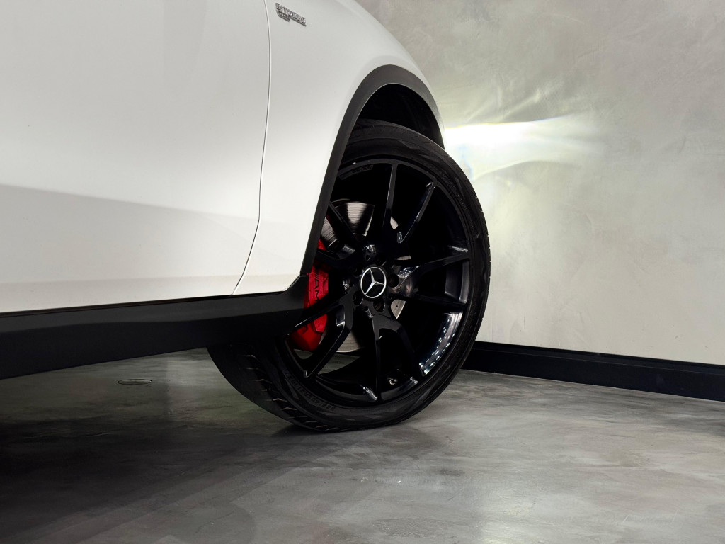 Imagem do veículo MERCEDES-BENZ GLC 43 AMG 3.0 V6 GASOLINA COUPÉ 4MATIC 9G-TRONIC