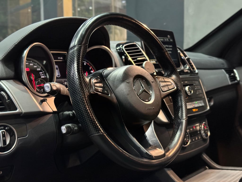 Imagem do veículo MERCEDES-BENZ GLE 400 3.0 V6 GASOLINA HIGHWAY COUPÉ 4MATIC 9G-TRONIC