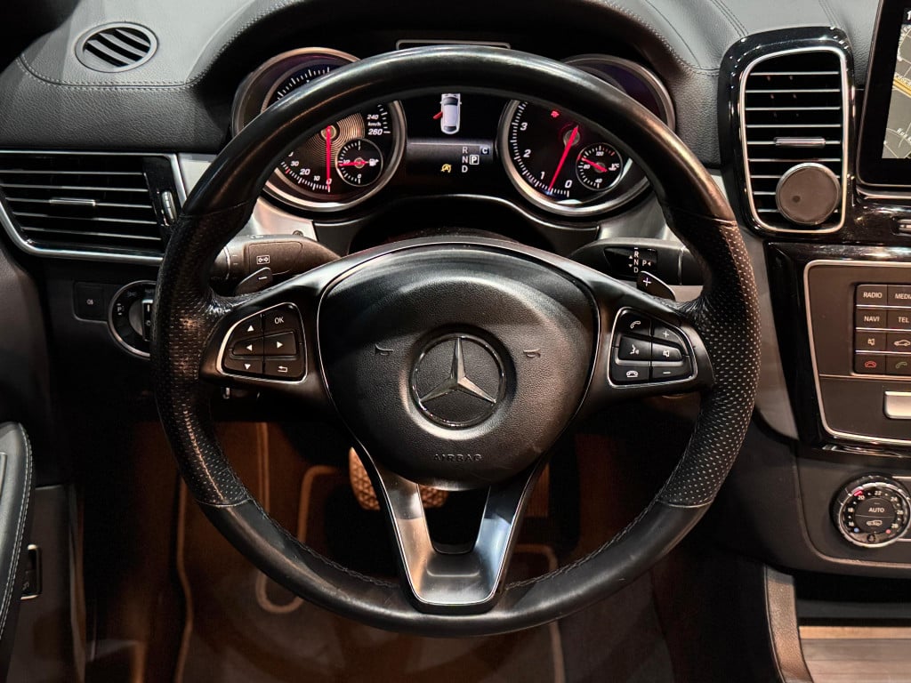 Imagem do veículo MERCEDES-BENZ GLE 400 3.0 V6 GASOLINA HIGHWAY COUPÉ 4MATIC 9G-TRONIC
