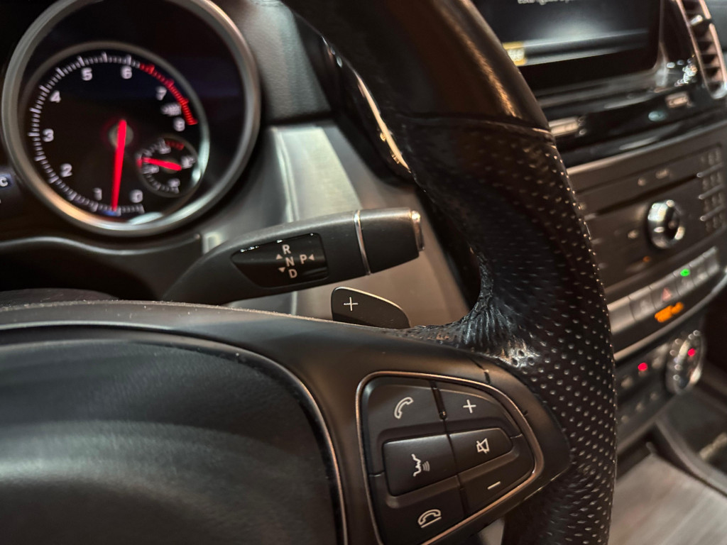 Imagem do veículo MERCEDES-BENZ GLE 400 3.0 V6 GASOLINA HIGHWAY COUPÉ 4MATIC 9G-TRONIC