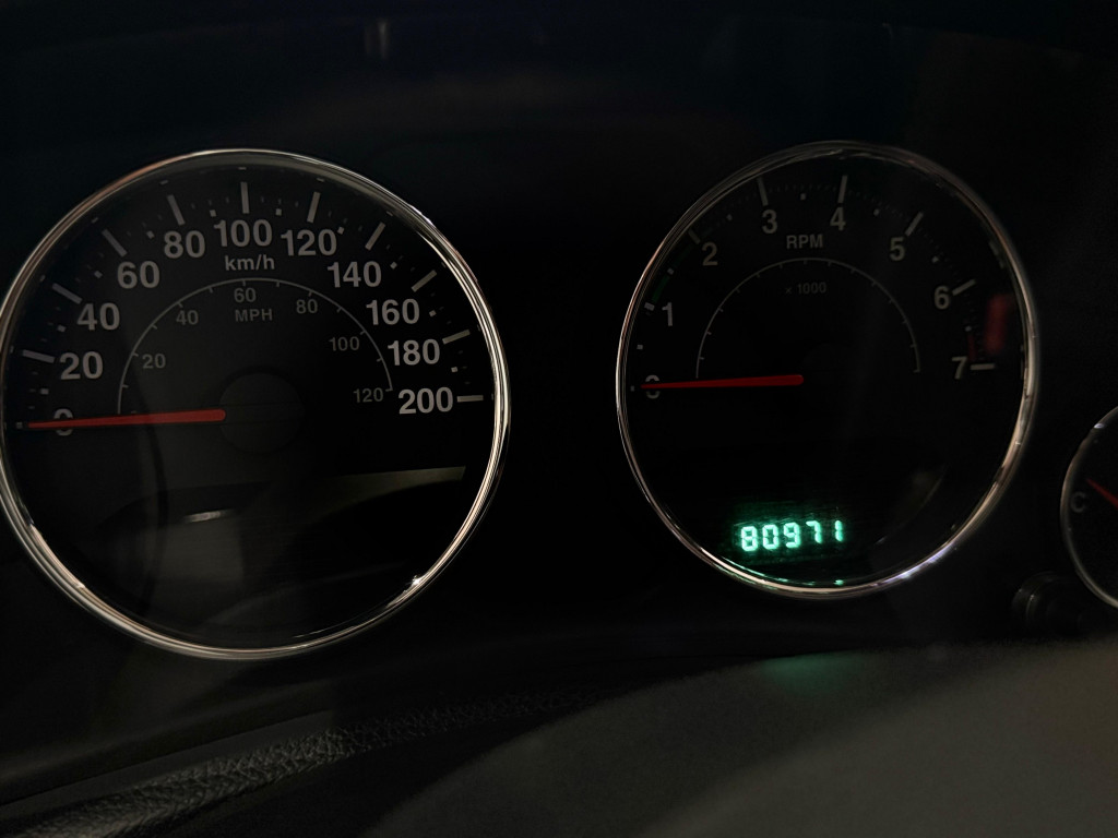 Imagem do veículo JEEP WRANGLER 3.6 UNLIMITED SPORT 4X4 V6 GASOLINA 4P AUTOMÁTICO