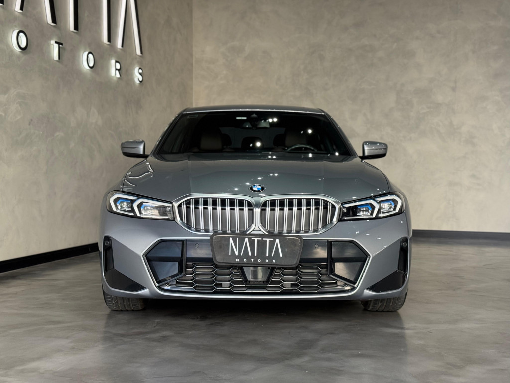 Imagem do veículo BMW 320i 2.0 16V TURBO FLEX M SPORT 10th ANNIVERSARY EDITION AUTOMÁTICO