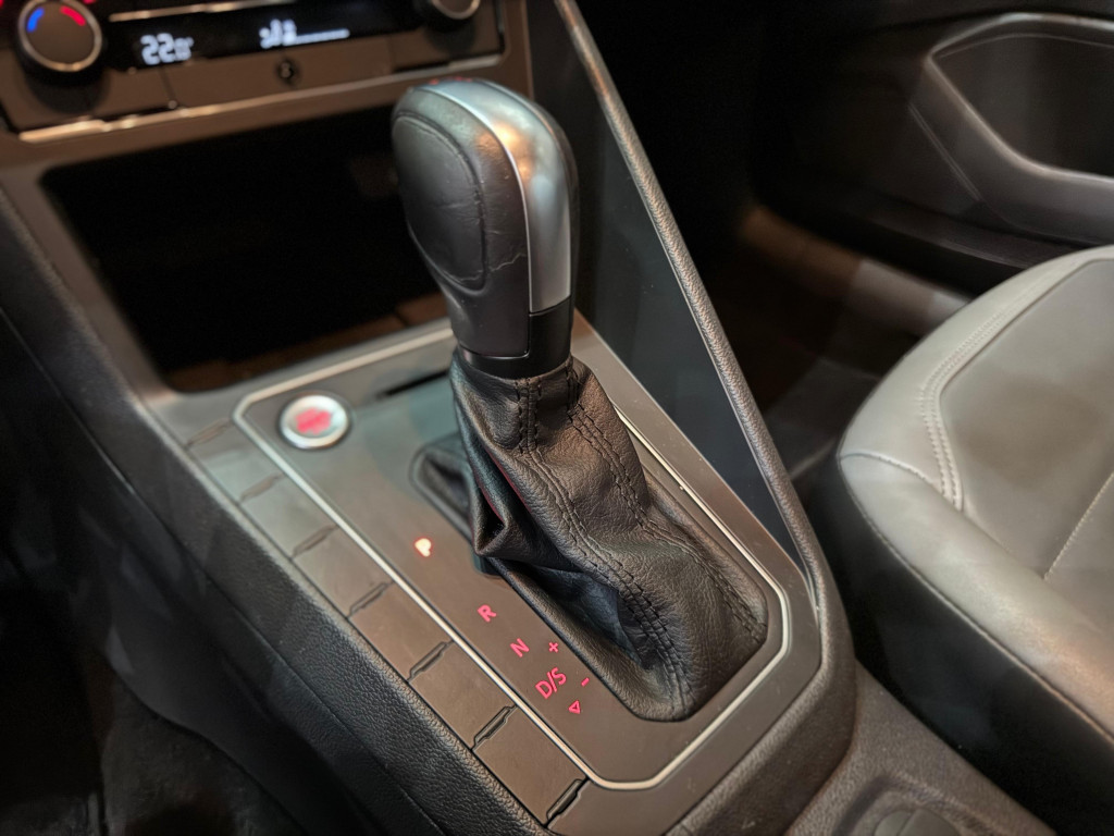 Imagem do veículo VOLKSWAGEN NIVUS 1.0 200 TSI TOTAL FLEX HIGHLINE AUTOMÁTICO