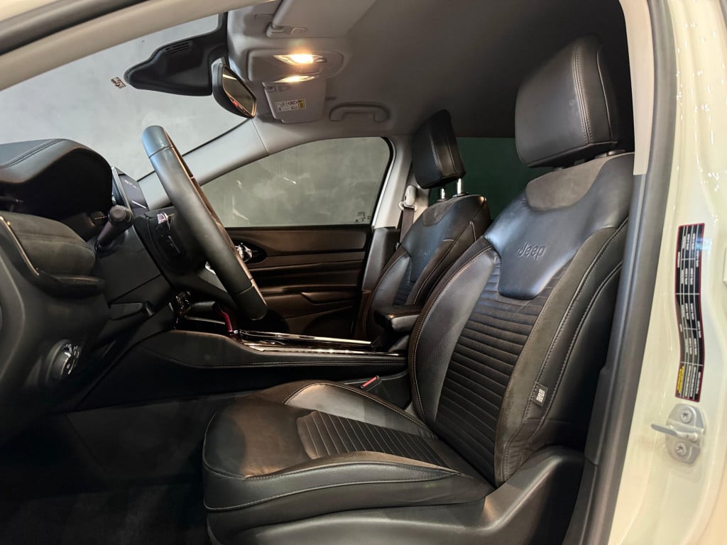 Imagem do veículo JEEP COMMANDER Limited T270 1.3 TB Flex Aut.