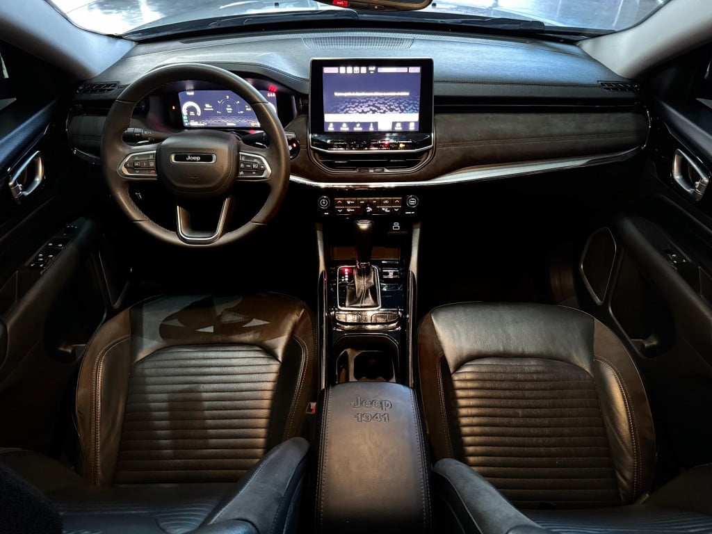 Imagem do veículo JEEP COMMANDER Limited T270 1.3 TB Flex Aut.