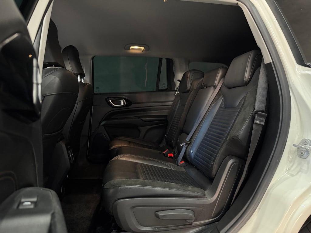 Imagem do veículo JEEP COMMANDER Limited T270 1.3 TB Flex Aut.