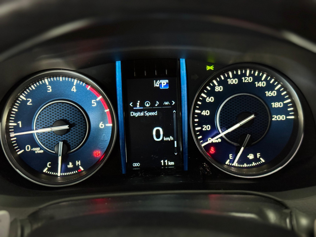 Imagem do veículo TOYOTA HILUX SW4 2.8 D-4D TURBO DIESEL SRX PLATINUM 7L 4X4 AUTOMÁTICO