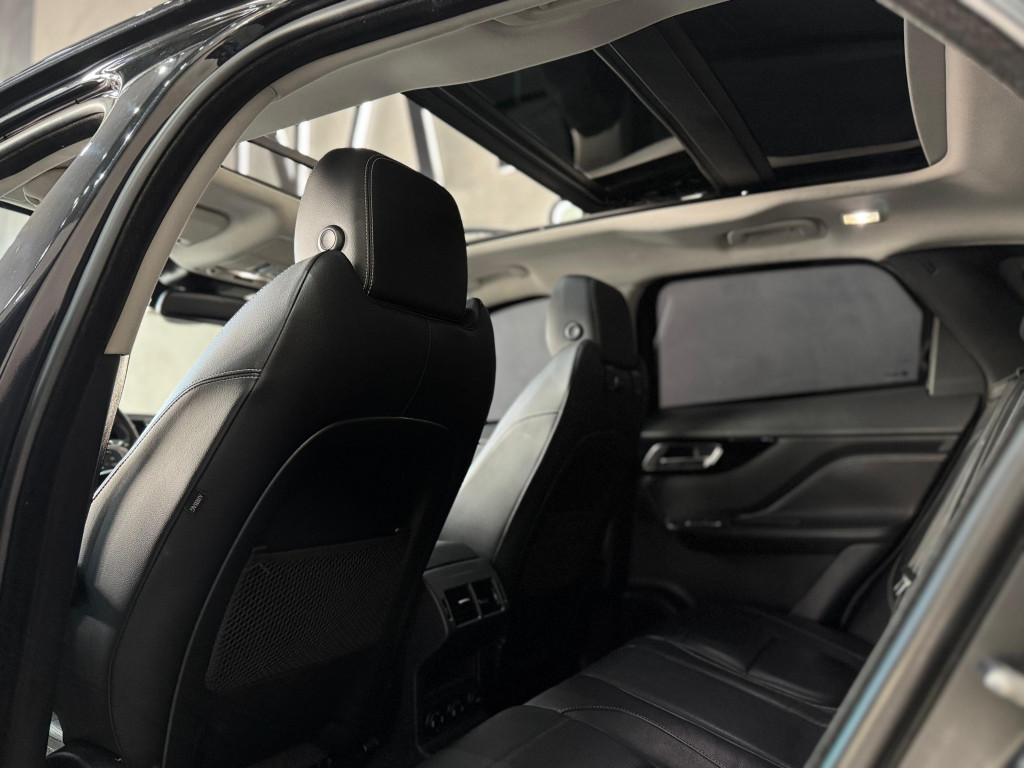 Imagem do veículo JAGUAR F-PACE 3.0 V6 SUPERCHARGED R-SPORT AWD 4P AUTOMÁTICO