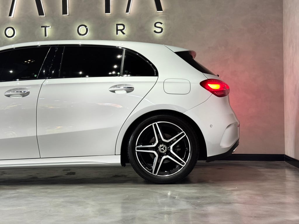 Imagem do veículo MERCEDES-BENZ A 200 1.3 CGI GASOLINA AMG LINE 7G-DCT