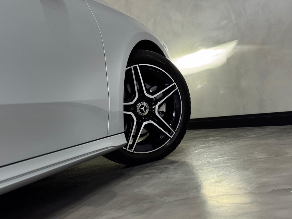 Imagem do veículo MERCEDES-BENZ A 200 1.3 CGI GASOLINA AMG LINE 7G-DCT