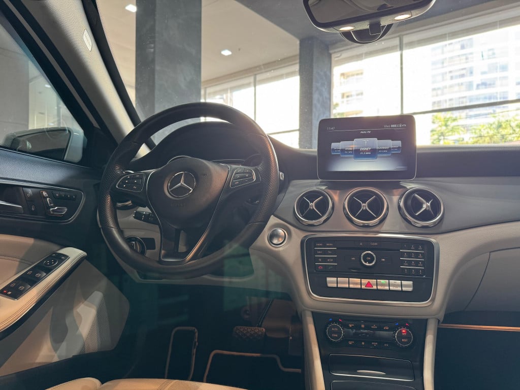 Imagem do veículo MERCEDES-BENZ GLA 200 1.6 CGI FLEX ADVANCE 7G-DCT