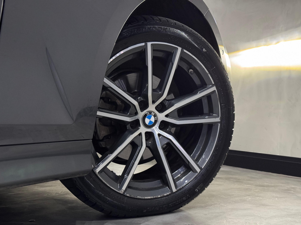 Imagem do veículo BMW 320i 2.0 16V TURBO GASOLINA M SPORT AUTOMÁTICO