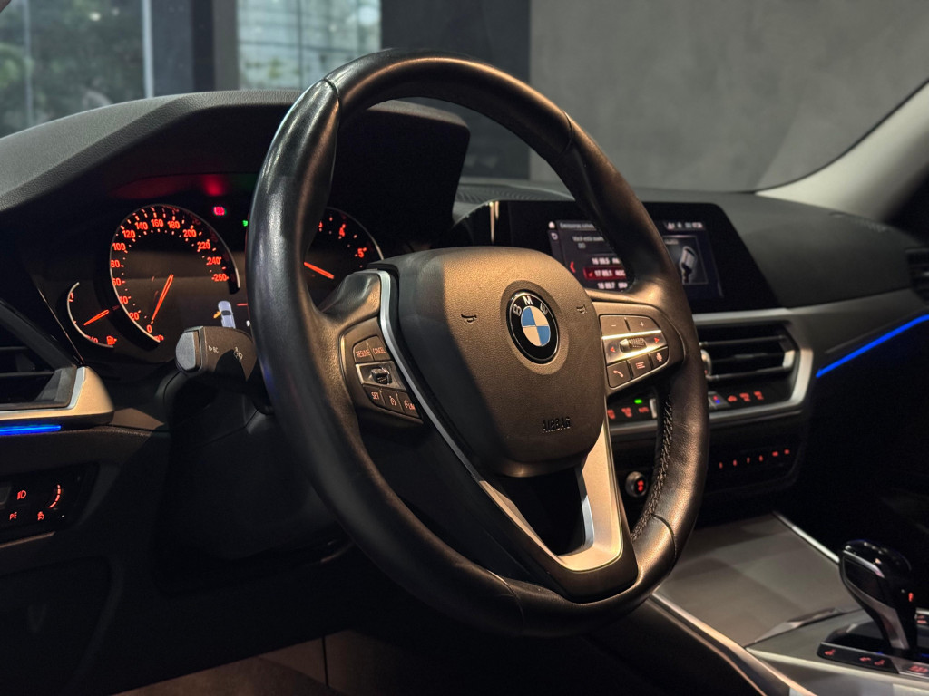 Imagem do veículo BMW 320i 2.0 16V TURBO GASOLINA M SPORT AUTOMÁTICO