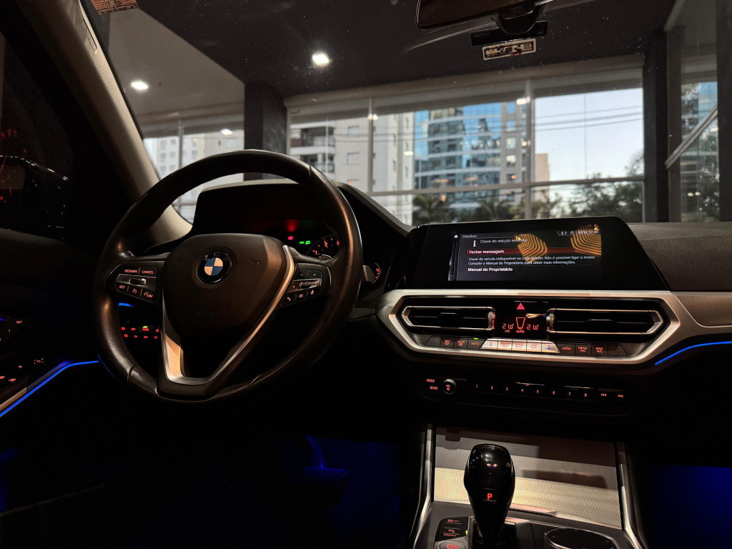 Imagem do veículo BMW 320i 2.0 16V TURBO GASOLINA M SPORT AUTOMÁTICO