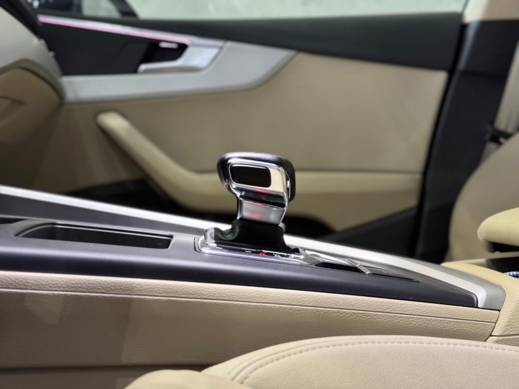 Imagem do veículo AUDI A5 2.0 TFSI GASOLINA SPORTBACK S-LINE S TRONIC
