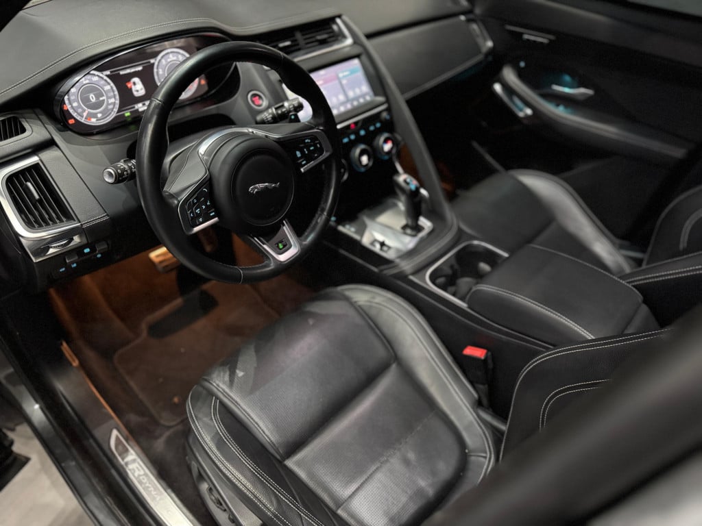 Imagem do veículo JAGUAR E-PACE 2.0 16V P300 GASOLINA R-DYNAMIC HSE AWD AUTOMÁTICO