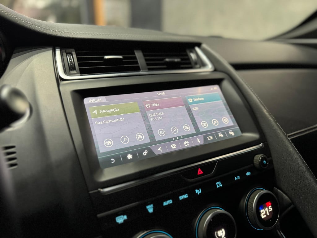 Imagem do veículo JAGUAR E-PACE 2.0 16V P300 GASOLINA R-DYNAMIC HSE AWD AUTOMÁTICO