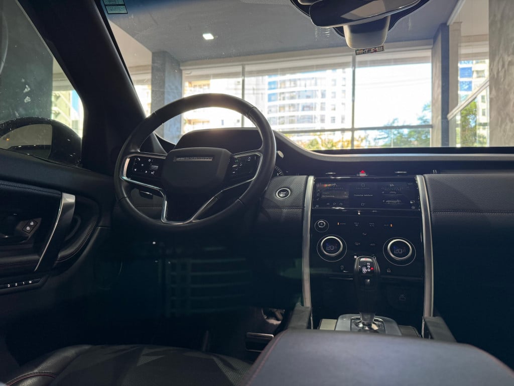 Imagem do veículo LAND ROVER DISCOVERY SPORT 2.0 P250 TURBO FLEX R-DYNAMIC SE AUTOMÁTICO