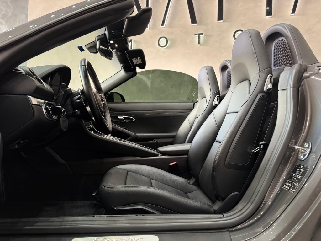 Imagem do veículo PORSCHE 718 2.0 16V H4 GASOLINA BOXSTER PDK
