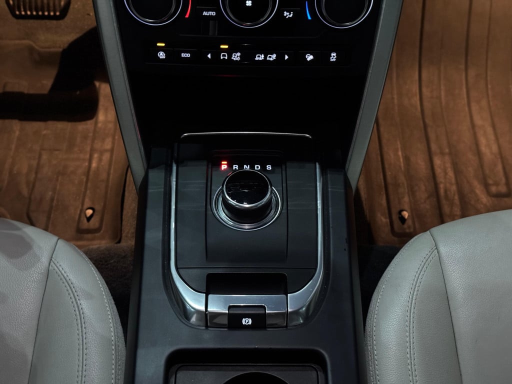 Imagem do veículo LAND ROVER DISCOVERY SPORT 2.0 D180 TURBO DIESEL R-DYNAMIC SE AUTOMÁTICO