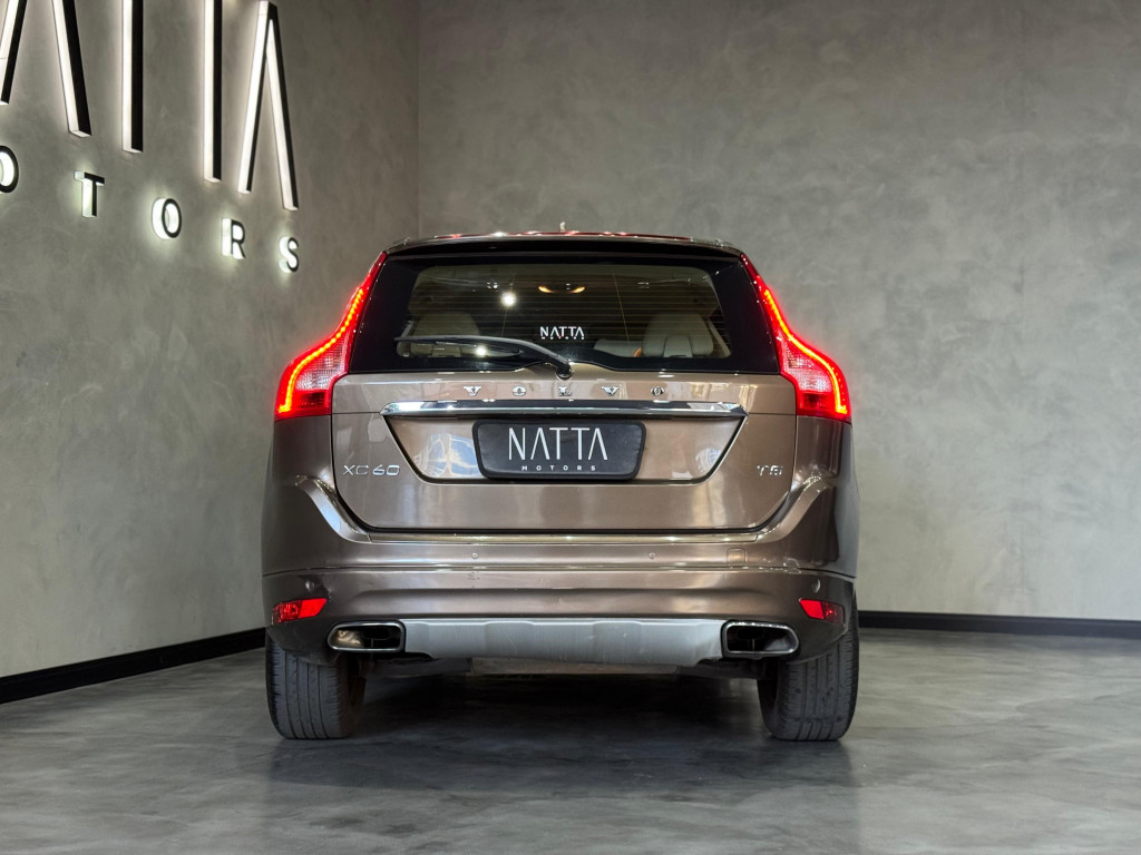Imagem do veículo VOLVO XC60 2.0 T5 KINETIC GASOLINA 4P AUTOMÁTICO