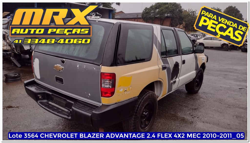 Imagem do veículo CHEVROLET BLAZER 2.4 MPFI ADVANTAGE 4X2 8V FLEX 4P MANUAL