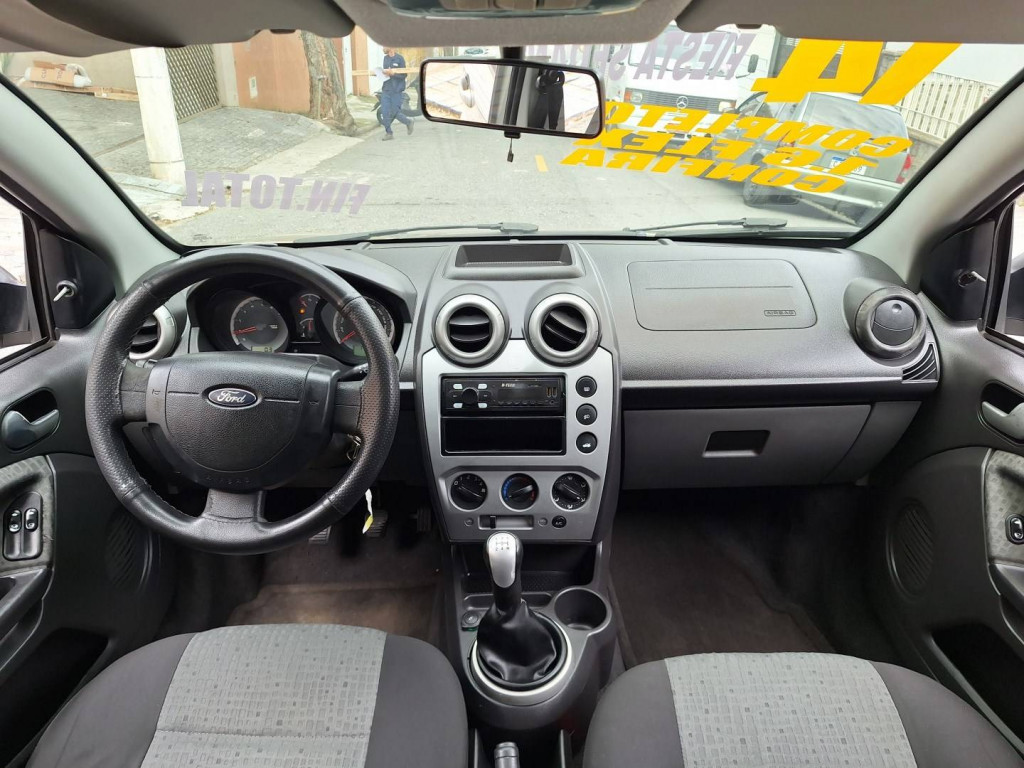 Imagem do veículo FORD FIESTA 1.6 ROCAM SE SEDAN 8V FLEX 4P MANUAL