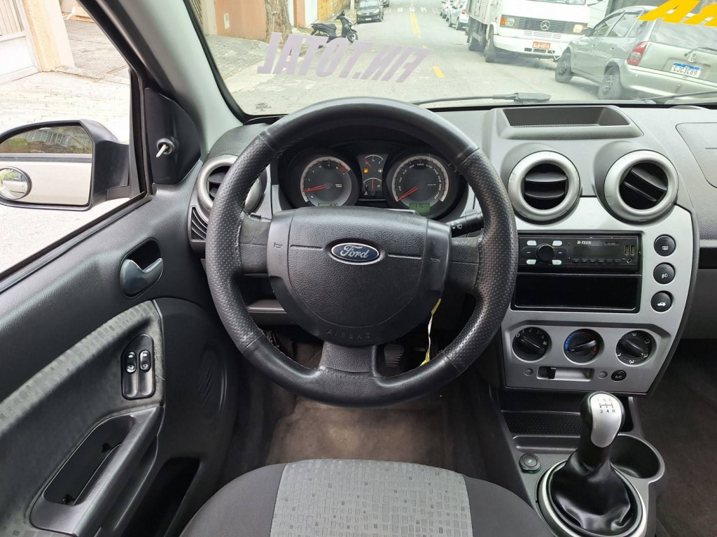 Imagem do veículo FORD FIESTA 1.6 ROCAM SE SEDAN 8V FLEX 4P MANUAL