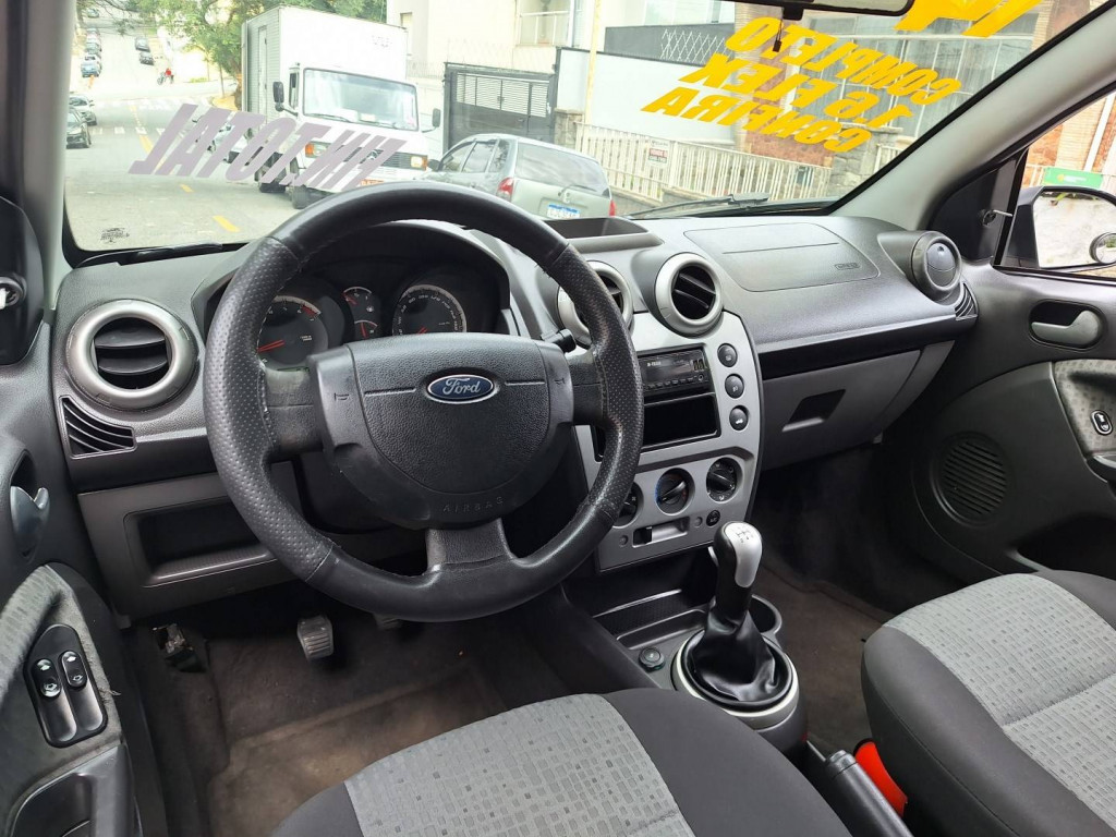 Imagem do veículo FORD FIESTA 1.6 ROCAM SE SEDAN 8V FLEX 4P MANUAL