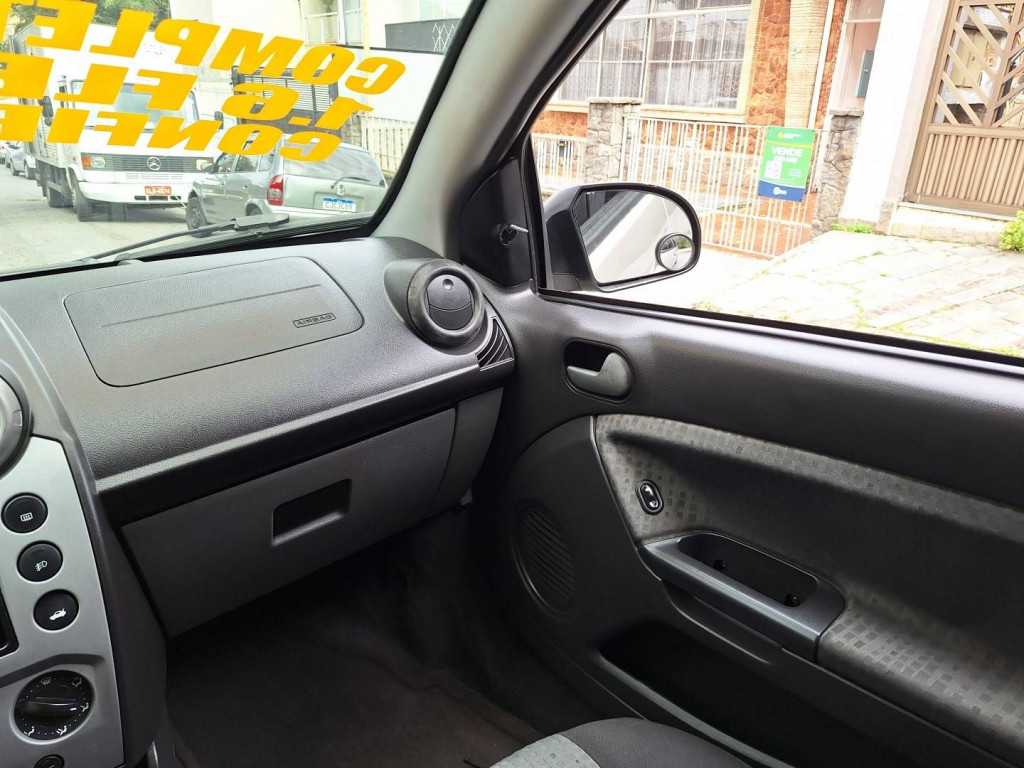 Imagem do veículo FORD FIESTA 1.6 ROCAM SE SEDAN 8V FLEX 4P MANUAL