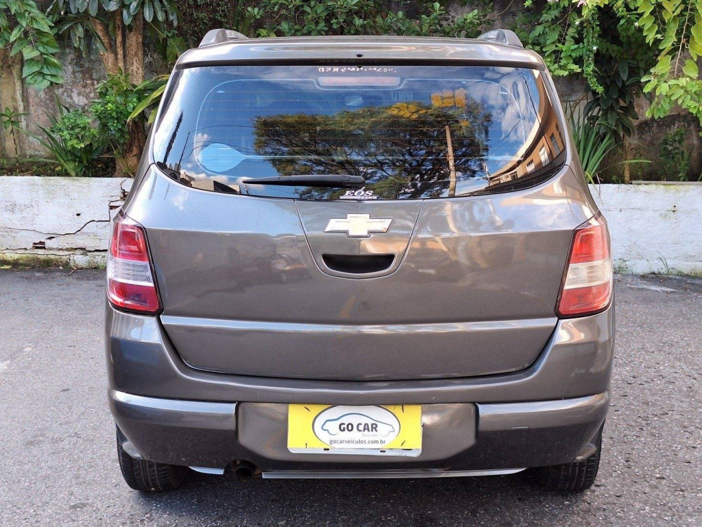 Imagem do veículo CHEVROLET SPIN 1.8 LT 8V FLEX 4P MANUAL