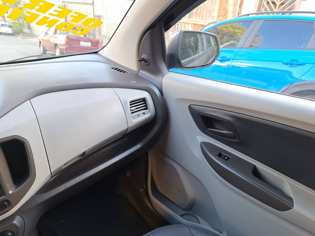 Imagem do veículo CHEVROLET SPIN 1.8 LT 8V FLEX 4P MANUAL