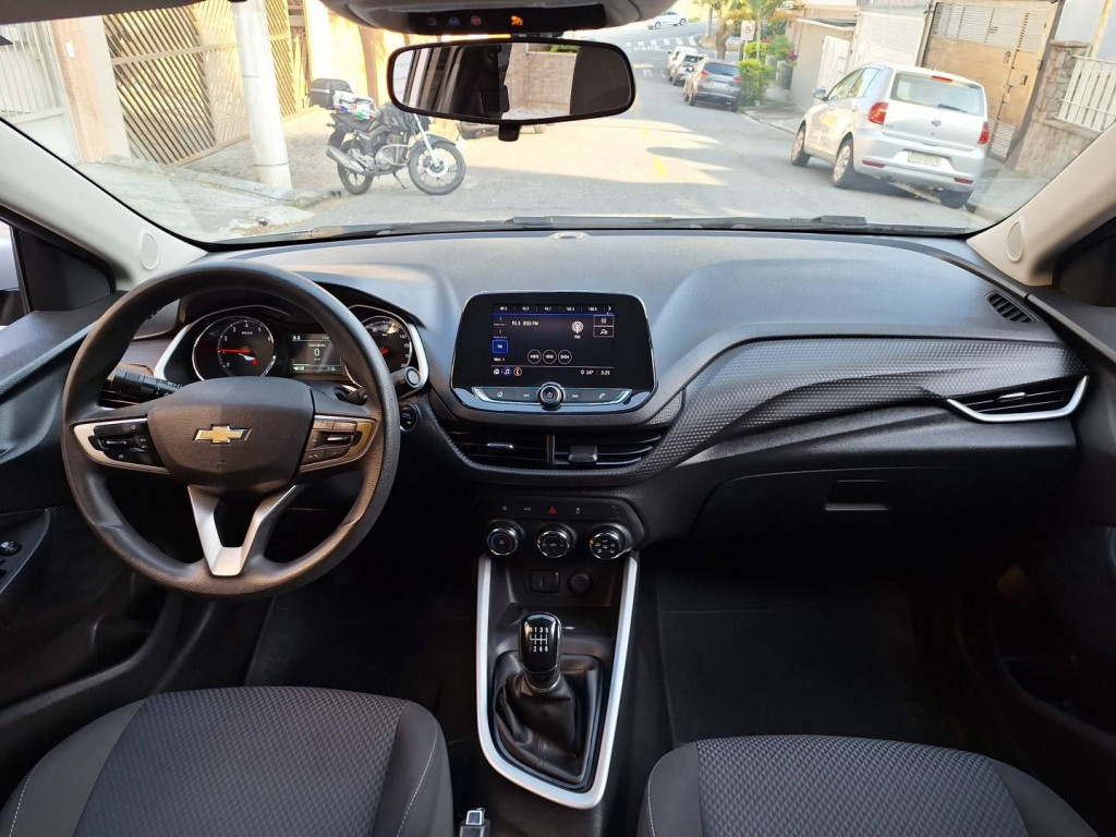 Imagem do veículo CHEVROLET ONIX 1.0 FLEX PLUS LT MANUAL