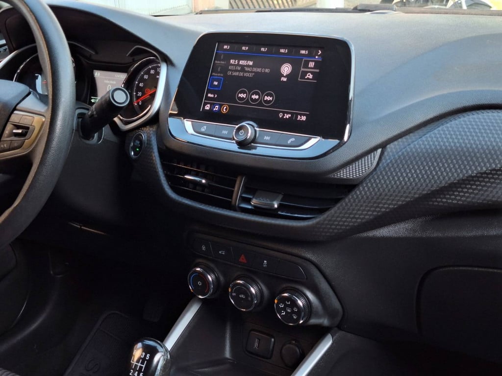 Imagem do veículo CHEVROLET ONIX 1.0 FLEX PLUS LT MANUAL