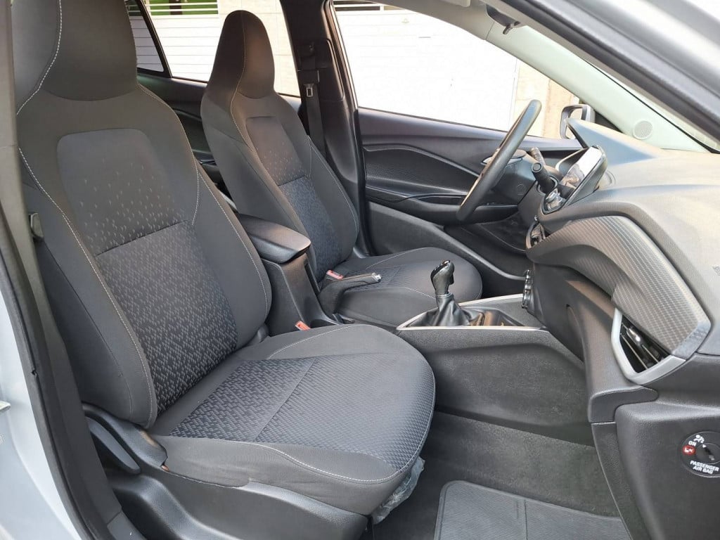 Imagem do veículo CHEVROLET ONIX 1.0 FLEX PLUS LT MANUAL