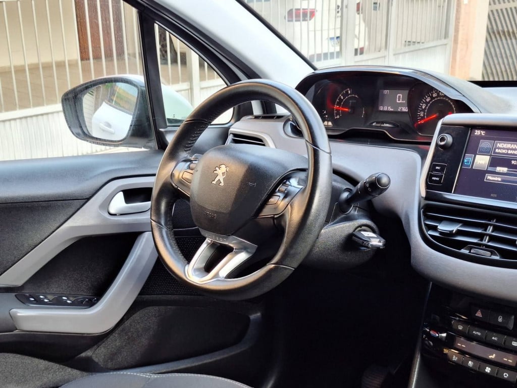Imagem do veículo PEUGEOT 208 1.2 ACTIVE PACK 12V FLEX 4P MANUAL